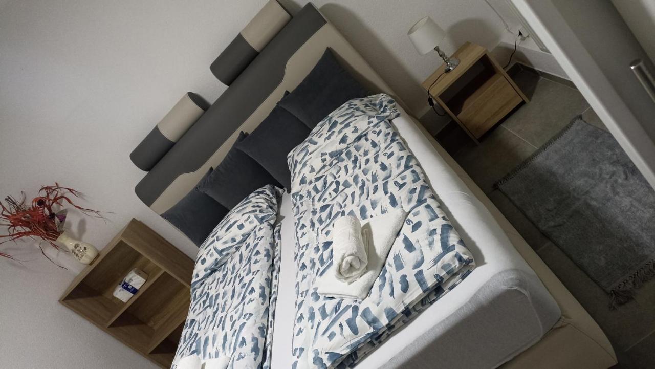 Appartement Elita Prenociste à Bihać Extérieur photo
