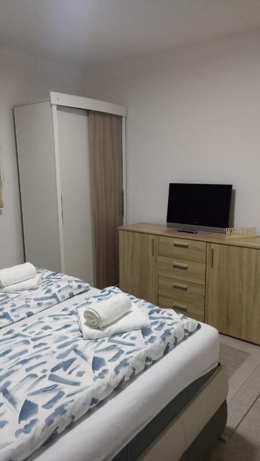 Appartement Elita Prenociste à Bihać Extérieur photo