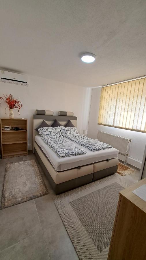 Appartement Elita Prenociste à Bihać Extérieur photo